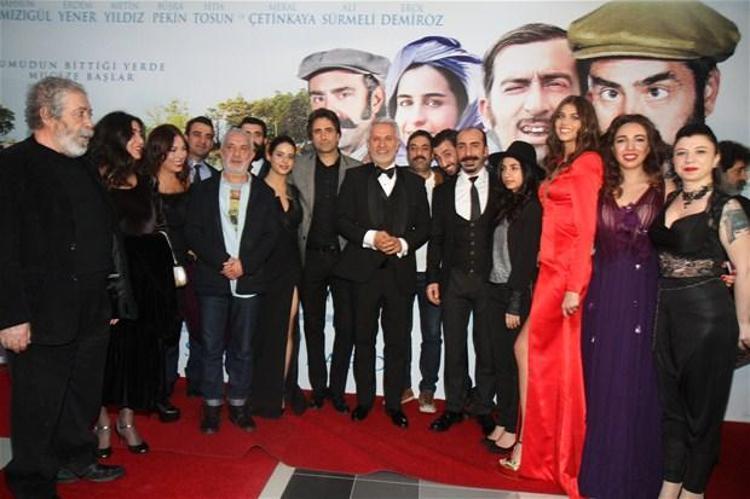 Mucize Filmi Galasında gergin anlar
