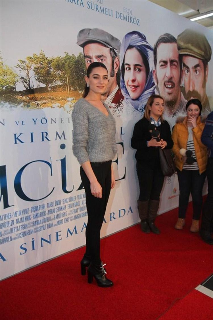Mucize Filmi Galasında gergin anlar