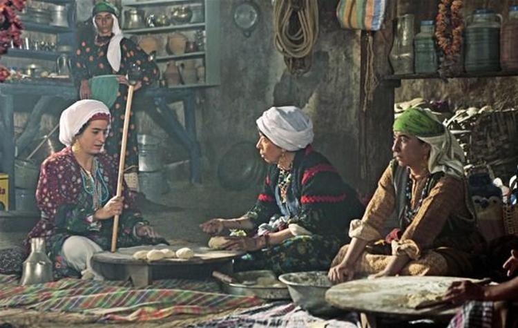 Mucize Filmi Galasında gergin anlar