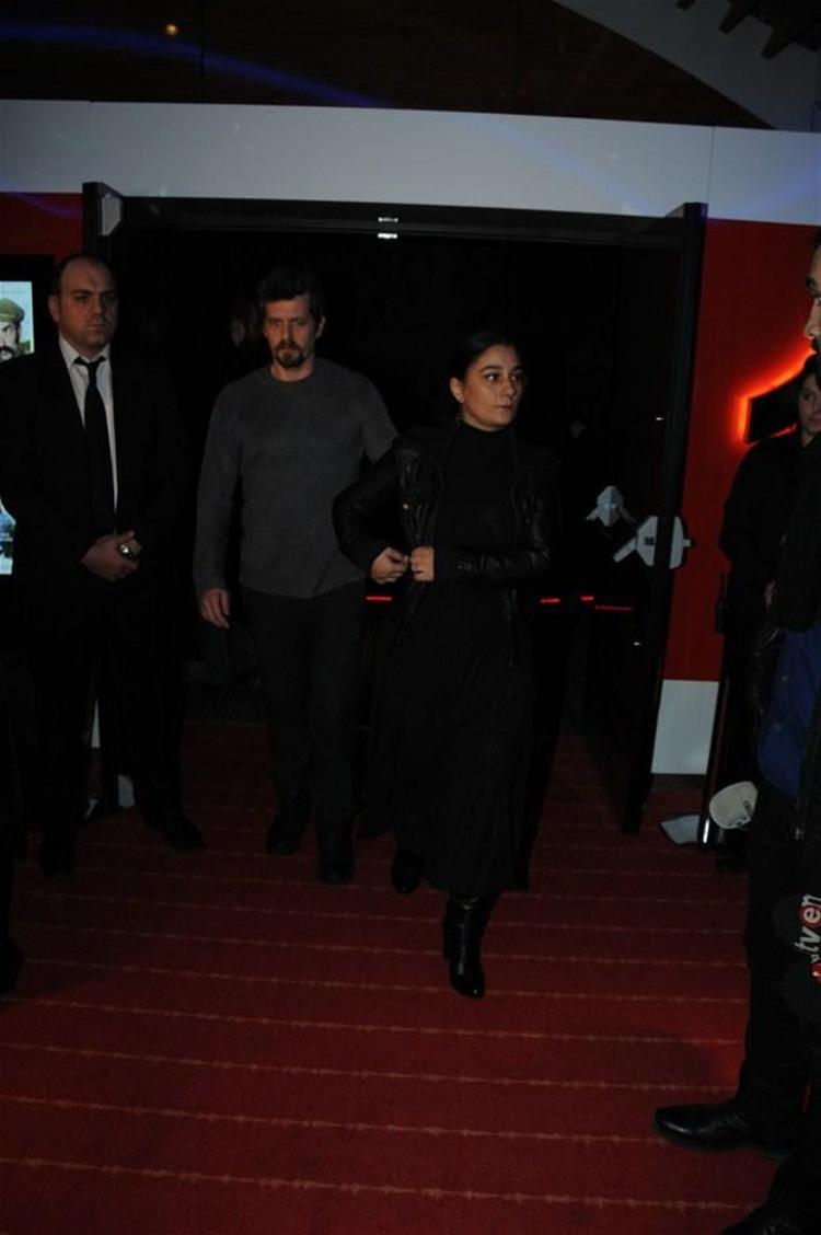 Mucize Filmi Galasında gergin anlar