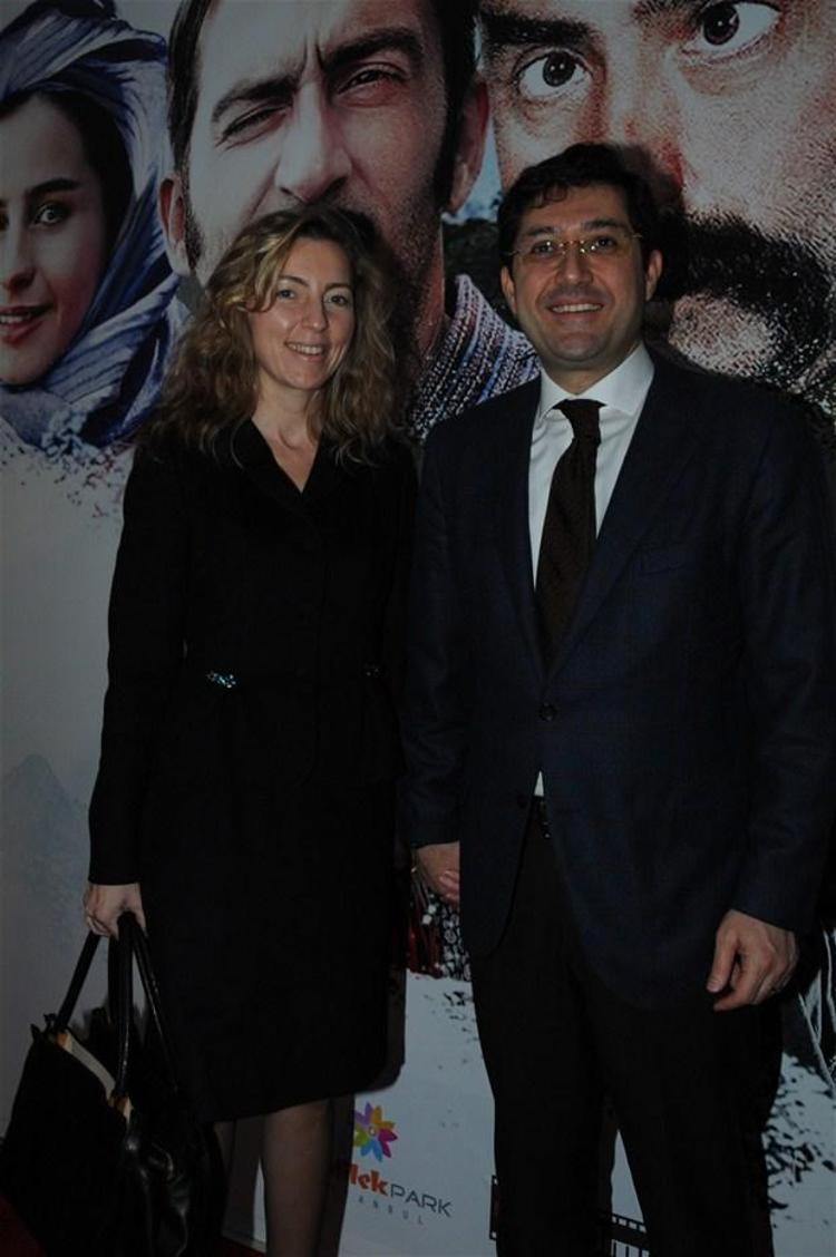Mucize Filmi Galasında gergin anlar