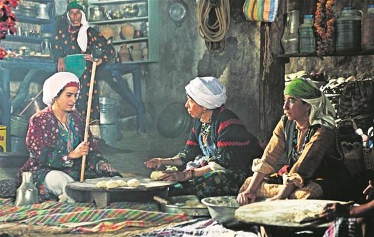 Mucize Filmi Galasında gergin anlar