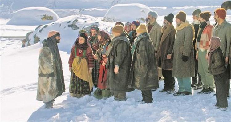 Mucize Filmi Galasında gergin anlar