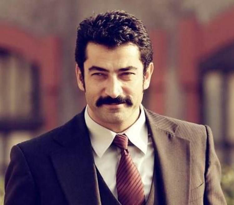 Ünlülerin boyları şaşırttı