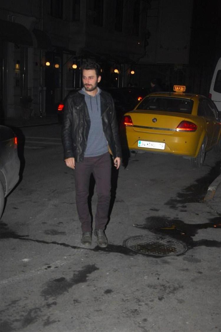 Nurella yakışıklıyı kaptı