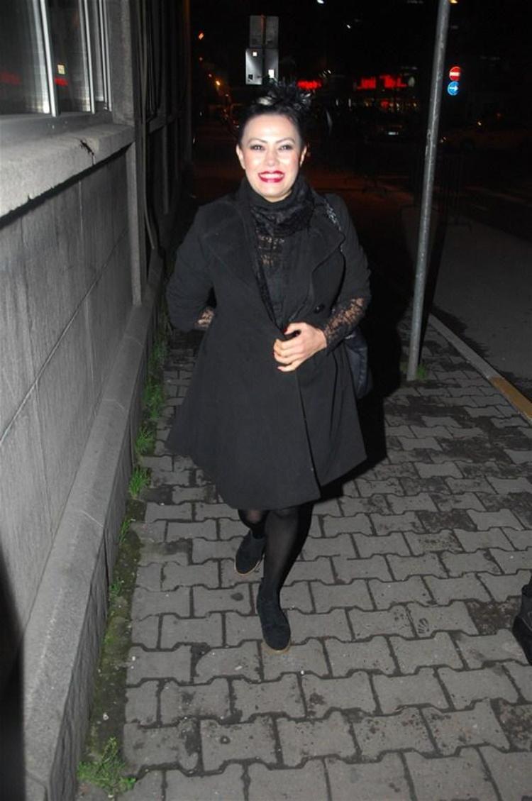 Nurella yakışıklıyı kaptı