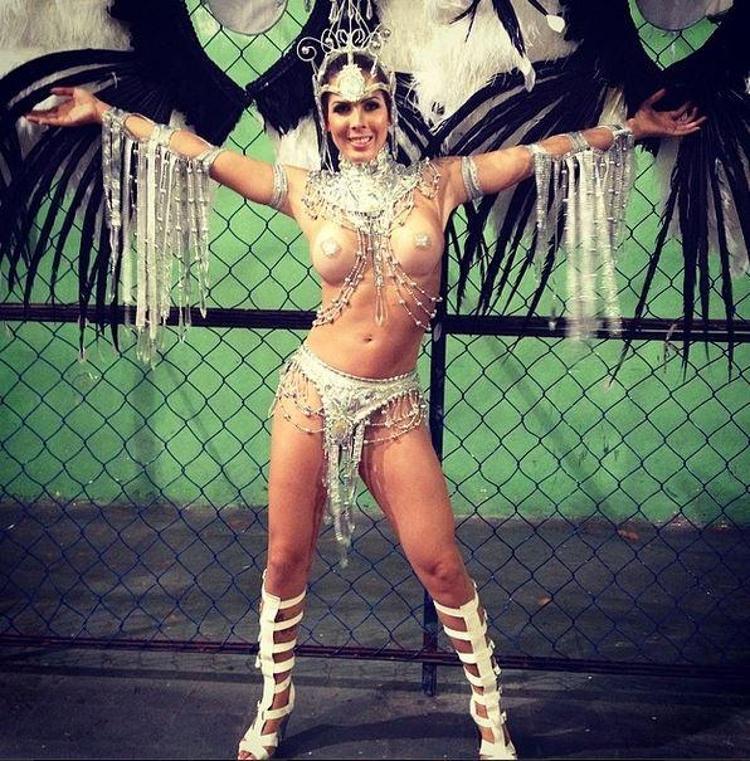 Gabi Cardoso