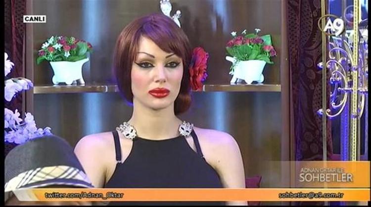 Adnan Oktarın kediciği Beril Koncagül