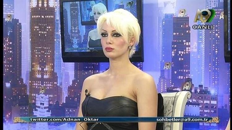 Adnan Oktarın kediciği Beril Koncagül