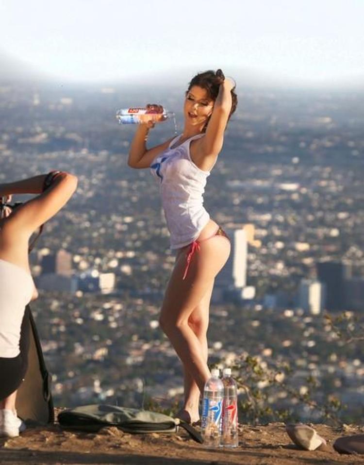 Amanda Cerny