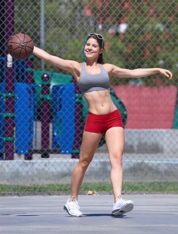 Amanda Cerny