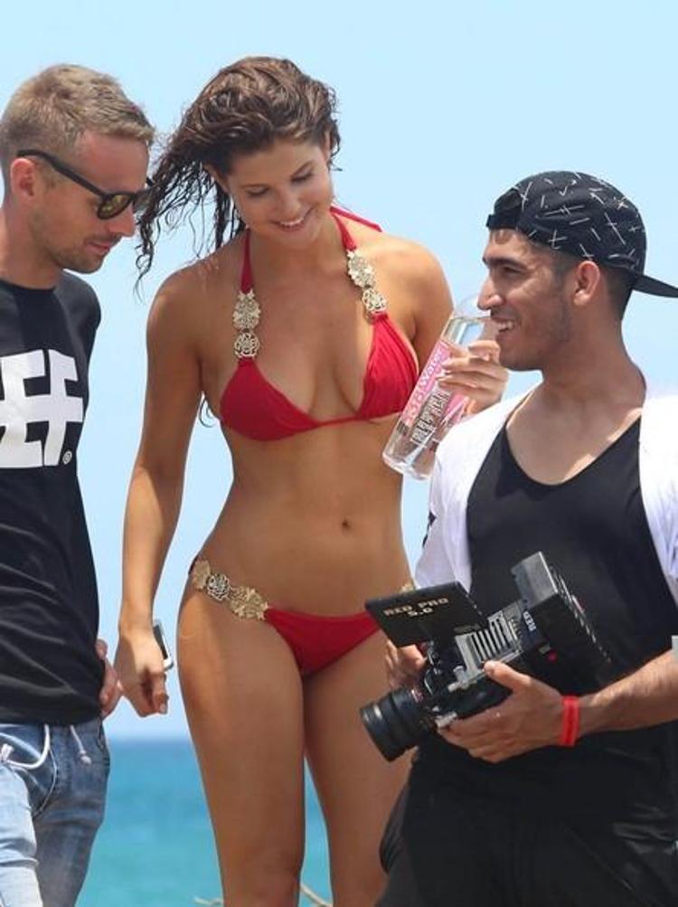 Amanda Cerny