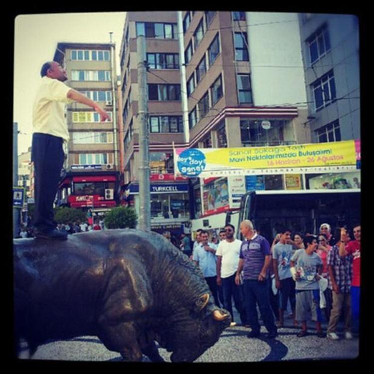 Kadıköydeki boğa heykeli 150 yaşında