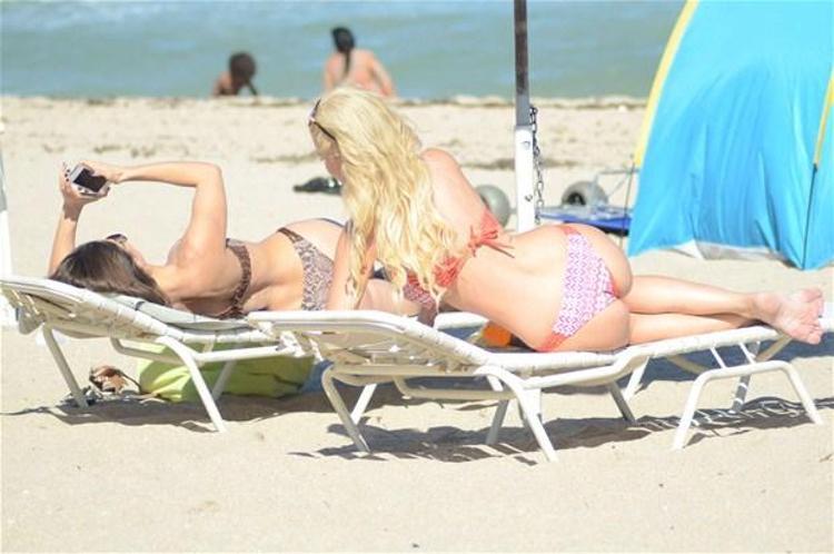 Ana Braga - Anais Zanotti