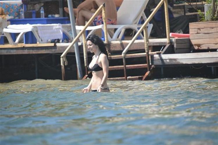 Merve Boluğur