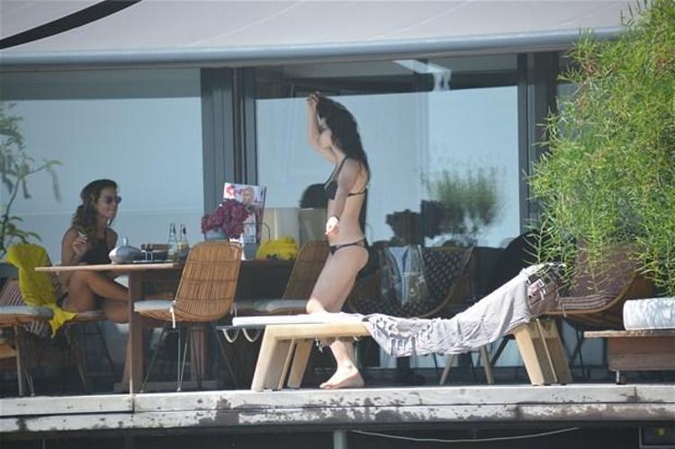 Merve Boluğur