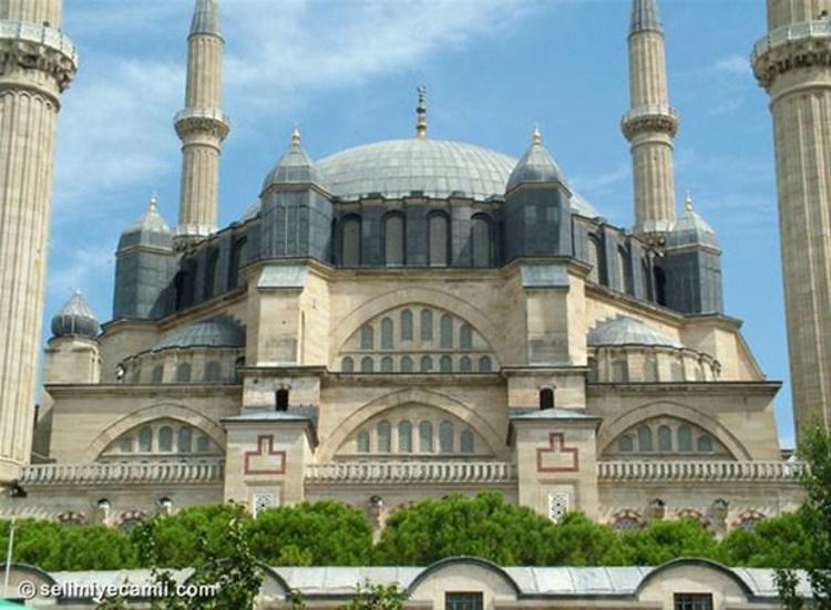 Selimiye Camiindeki ters lalenin sırrı