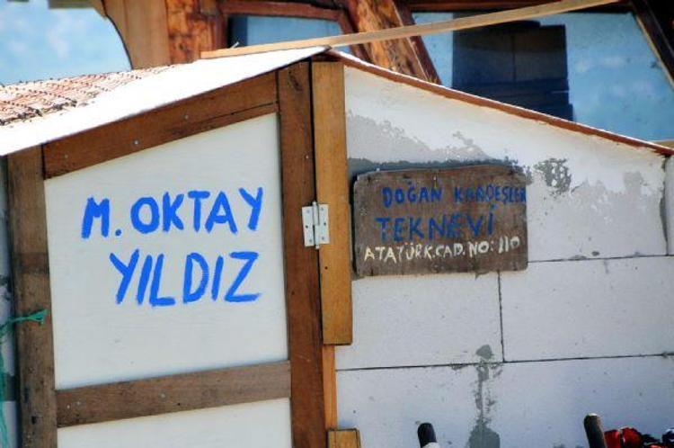 Mavi bayraklı koyda heyecanlandıran bayrak
