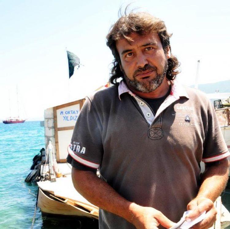 Mavi bayraklı koyda heyecanlandıran bayrak