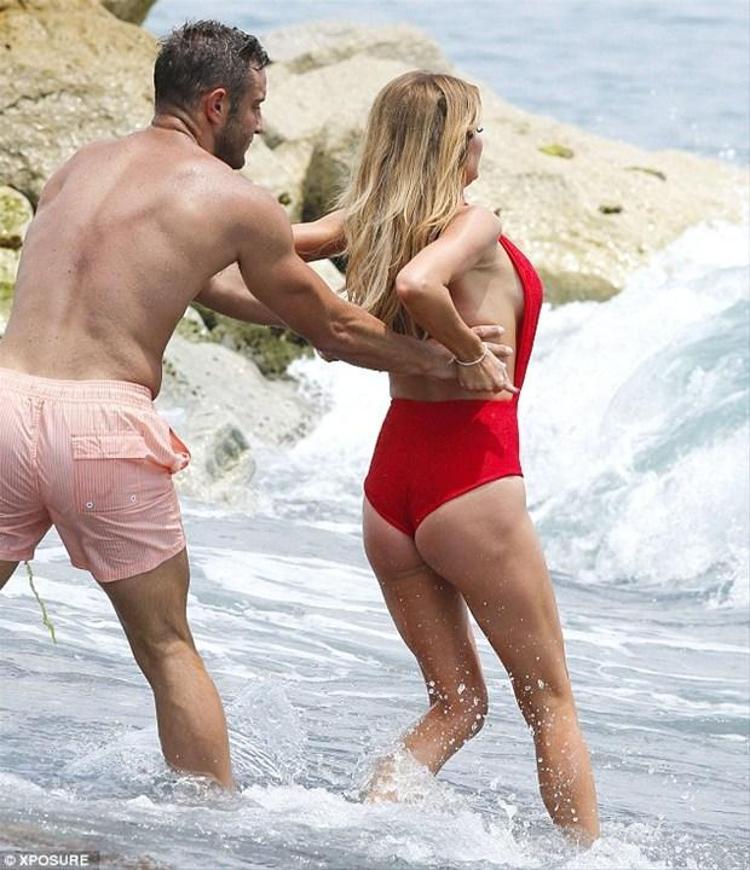 Chloe Sims aşk tazeledi