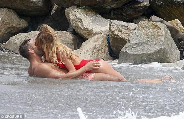 Chloe Sims aşk tazeledi
