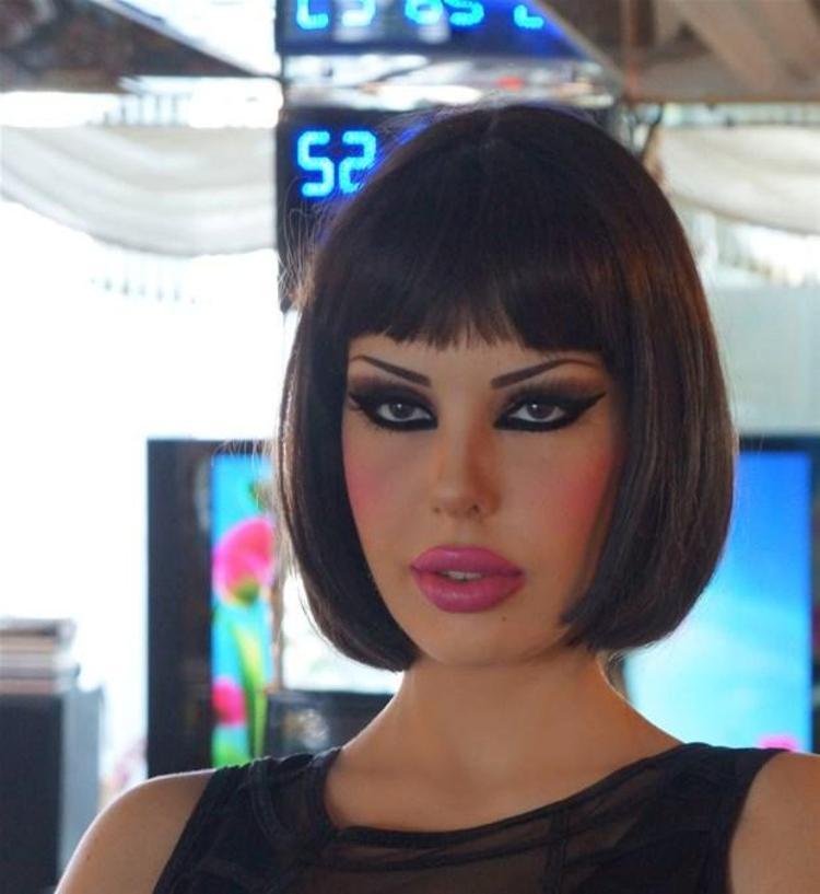Adnan Oktar´ın kediciği Damla Pamir