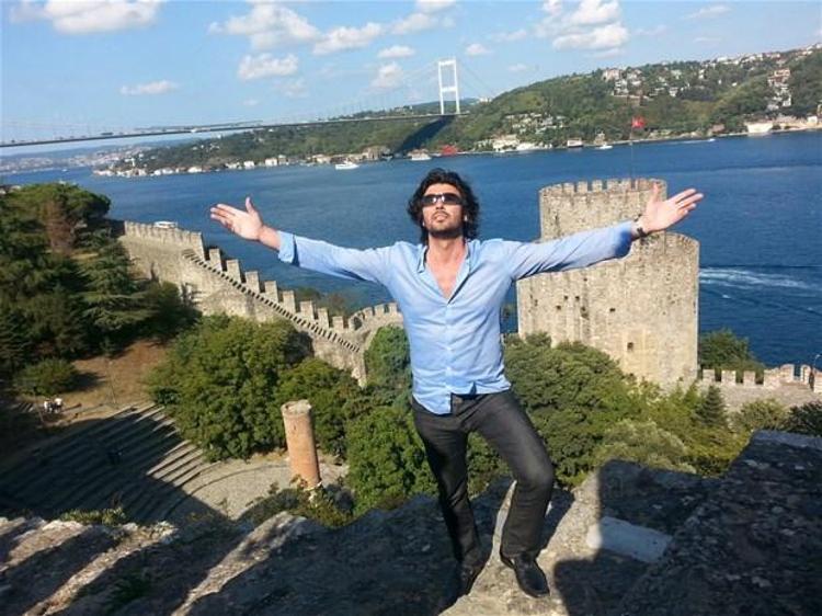 Adnan Oktar´ın aslanları