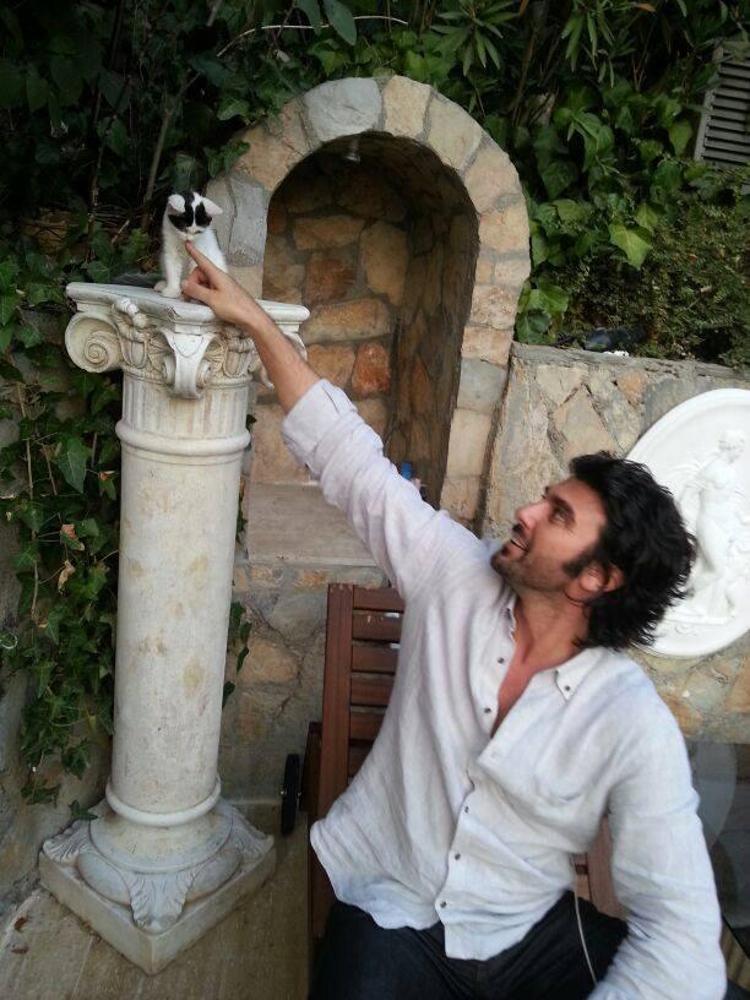 Adnan Oktar´ın aslanları