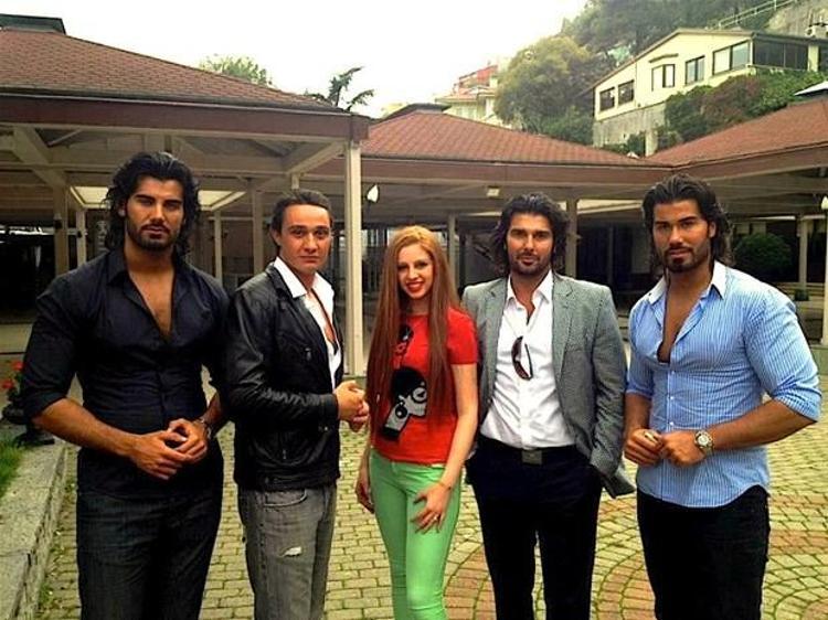 Adnan Oktar´ın aslanları