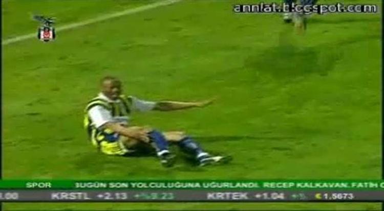 Ayağı kırılan futbolcular