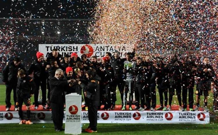 Galatasaray, Celtic´i devirdi