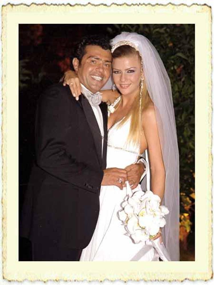 Ivana Sert ile Yurdal Sertin evlilik resmi
