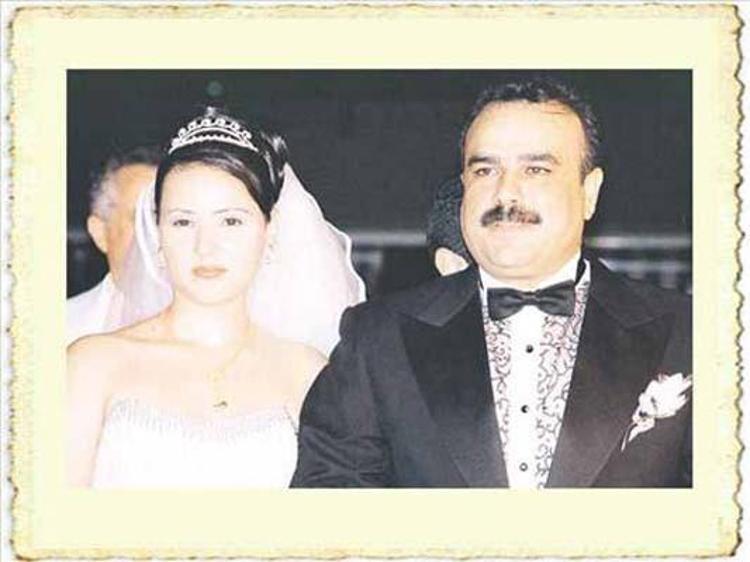 Bülent Serttaş ile Selvi Yılmazın evlilik resmi