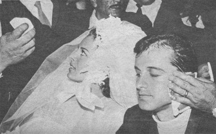 Hülya Koçyiğit ile Selim Soydanın evlilik resmi