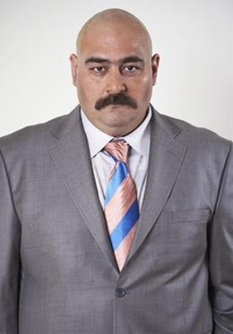 Ünlülerin yaşları