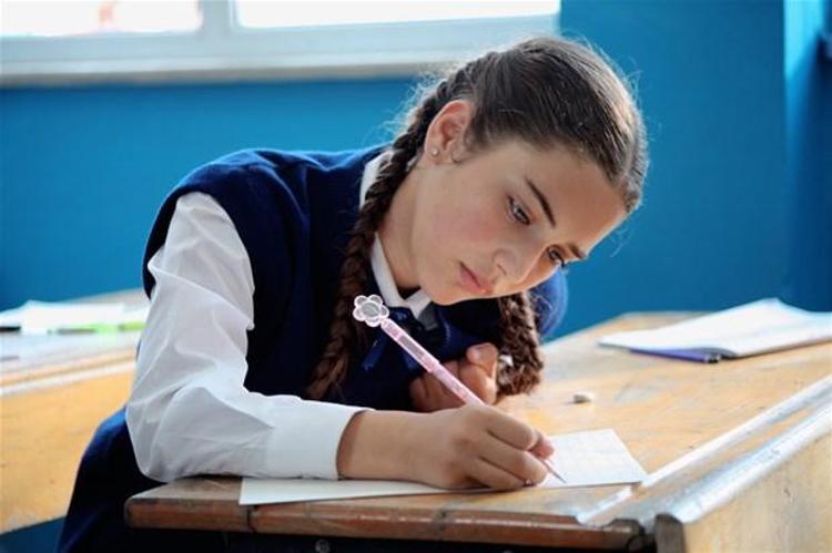 Küçük Gelin Akil İnsanlar raporuyla doğdu