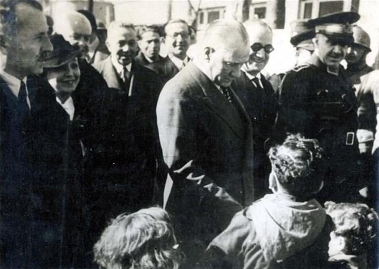 Atatürk´ün arşivlerden çıkan son fotoğrafları