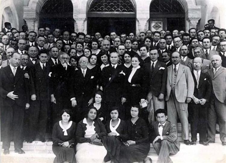 Atatürk´ün arşivlerden çıkan son fotoğrafları