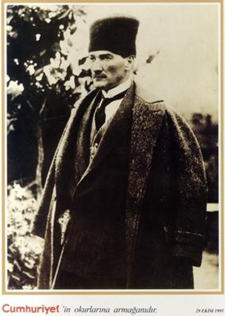 Fotoğraflarla Atatürk