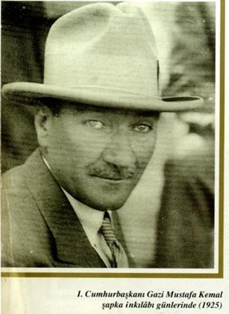 Fotoğraflarla Atatürk