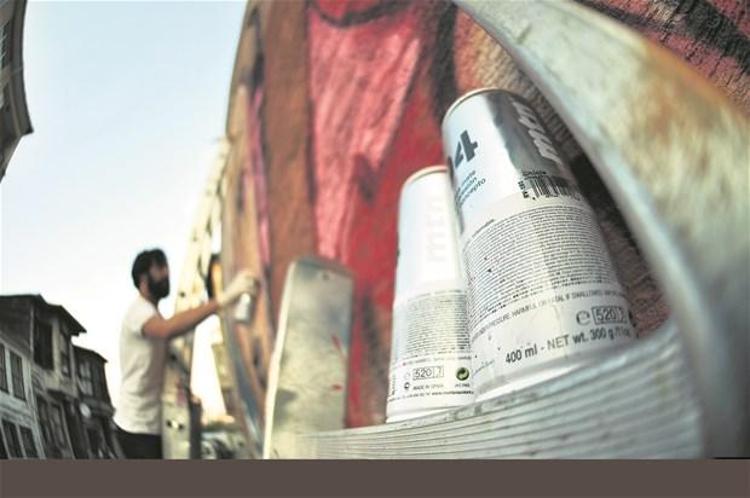 İstanbul´da yepyeni bir sokak sanatı yükseliyor