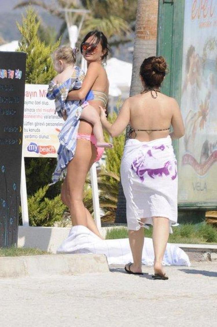 Yasemin Ergene ve eşi İzzet Özilhan