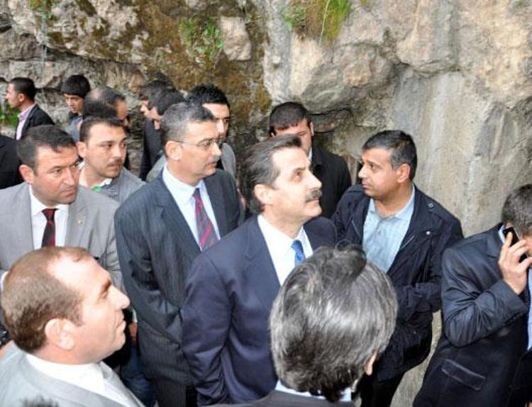 İşte İbrahim Tatlıses´in doğduğu mağara