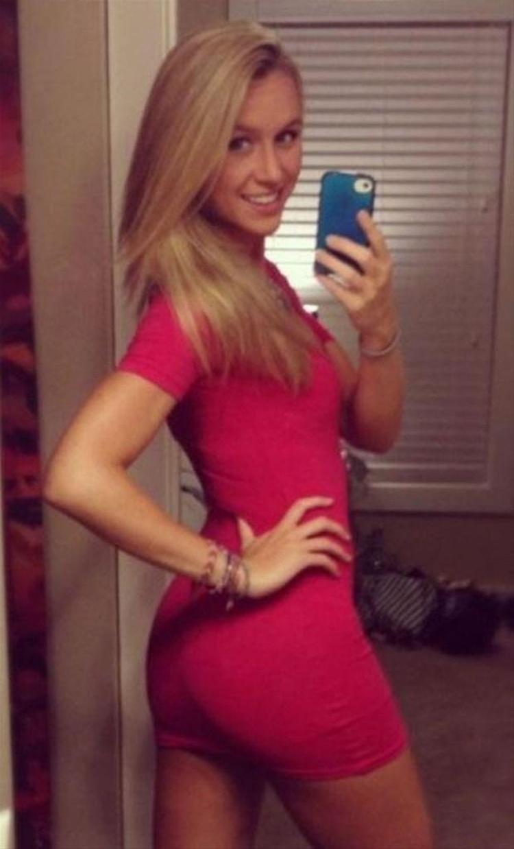 Facebook´un seksi elbiseleri