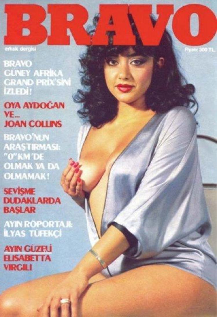 Oya Aydoğanın gençlik pozları