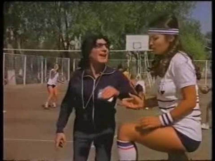 Bahar öztan çıplak