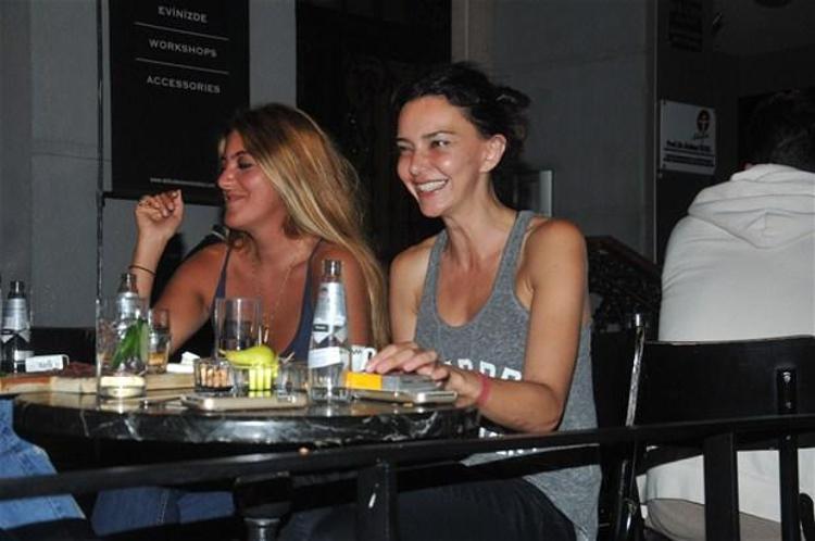 Hande Ataizi