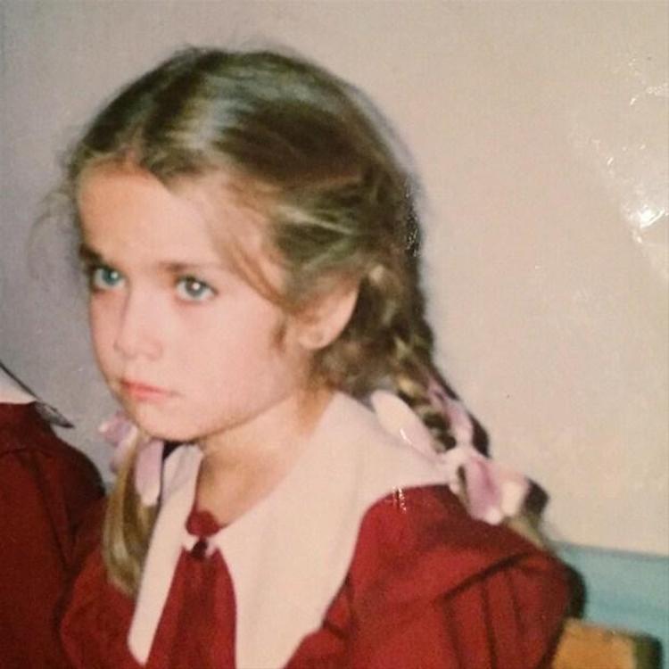 Ünlülerin küçüklükleri Zamanla herkes değişir
