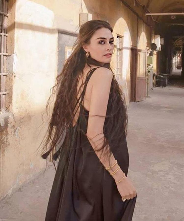 Ünlülerin küçüklükleri Zamanla herkes değişir