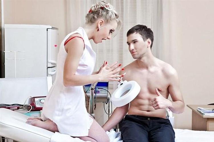 Seksi güzeller hemşire olursa